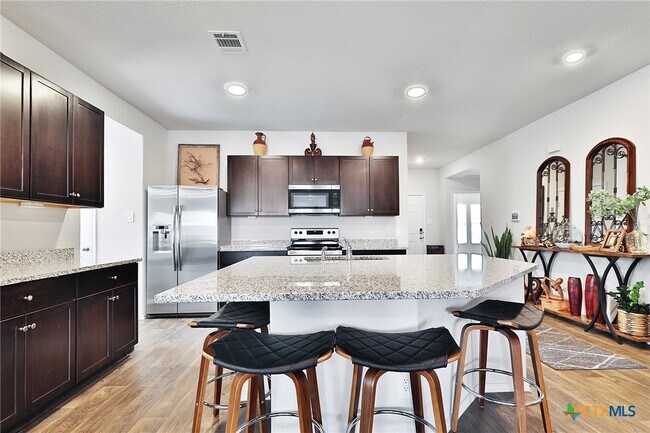 Building Photo - 801 Cinnamon Teal