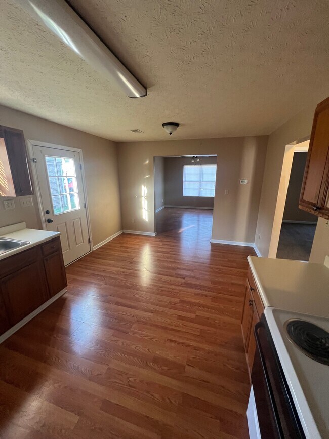 163 Caldwell Ave 163 Caldwell Ave Bardstown KY 40004 Apartment Finder