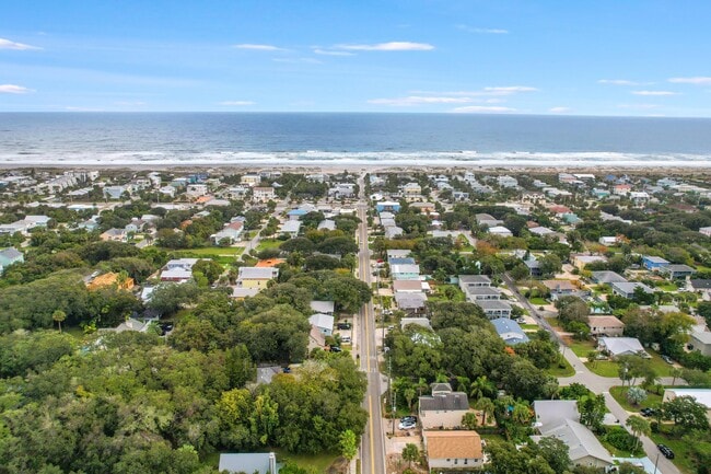 Building Photo - 308 A St