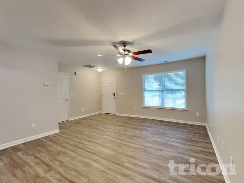 Building Photo - 2820 Wild Poplar Way