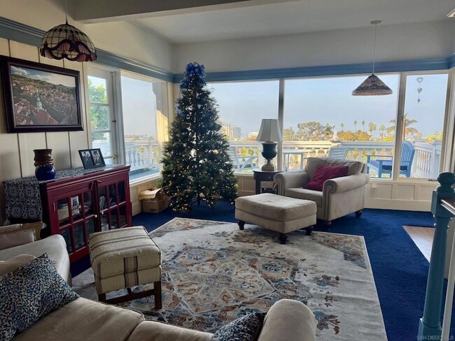 Building Photo - 1357 Olivet St