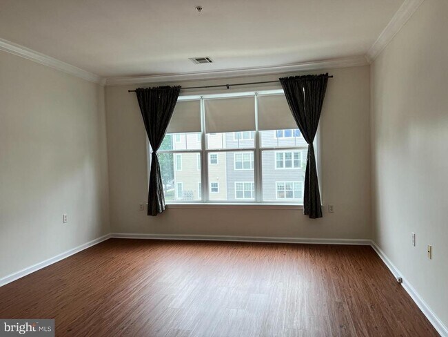 Building Photo - 422 Masterson Ct