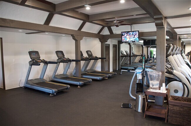 Building Photo - 179 Gran Via