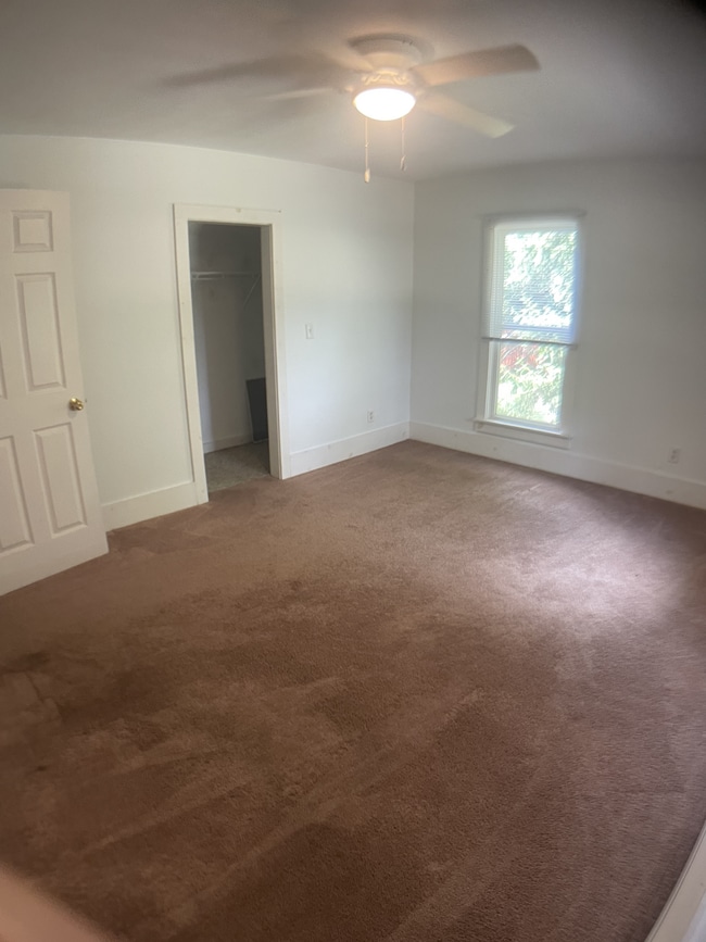 Building Photo - 4744 O Dr S