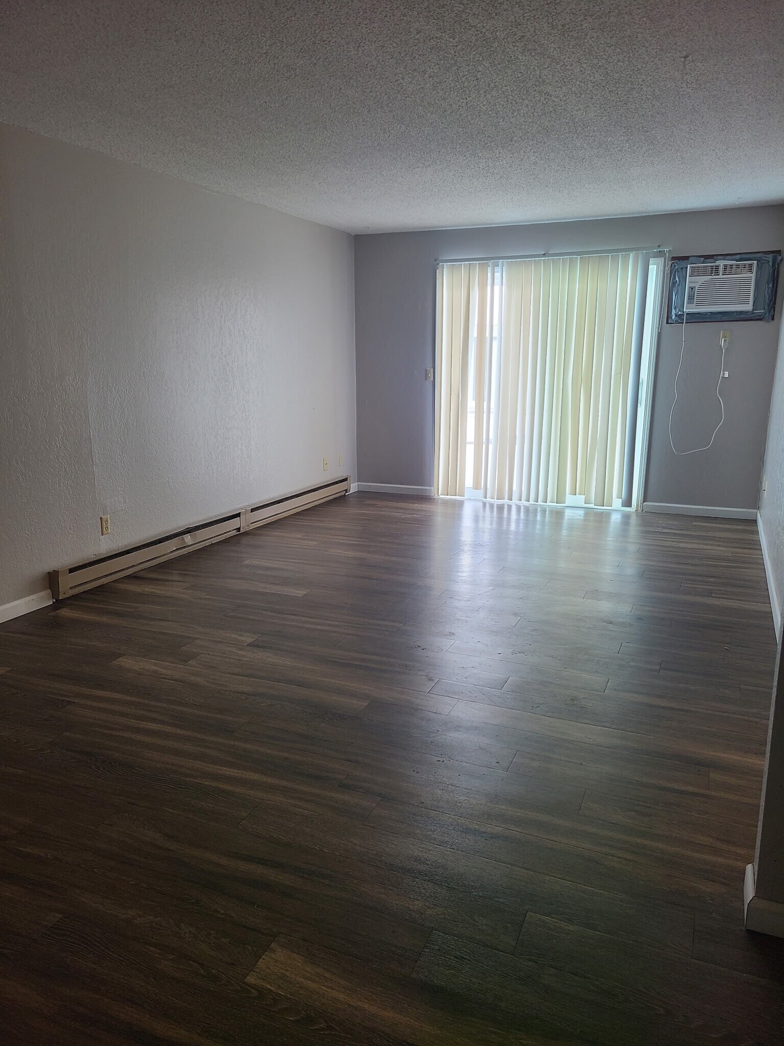 Building Photo - 207 9th Ave