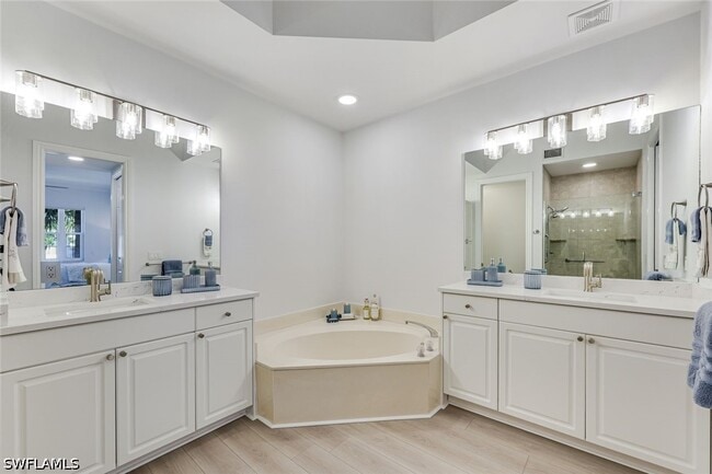 Building Photo - 805 Bentwater Cir
