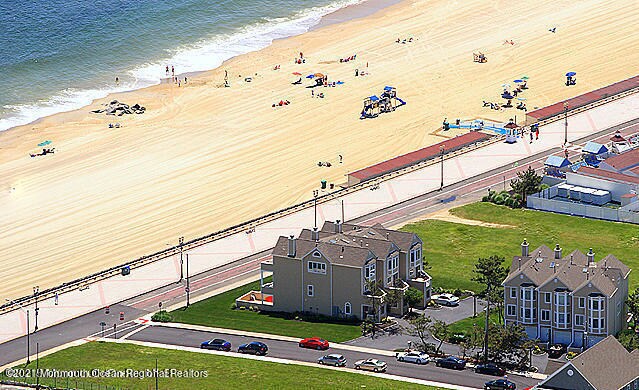 Building Photo - 152 Ocean Blvd N