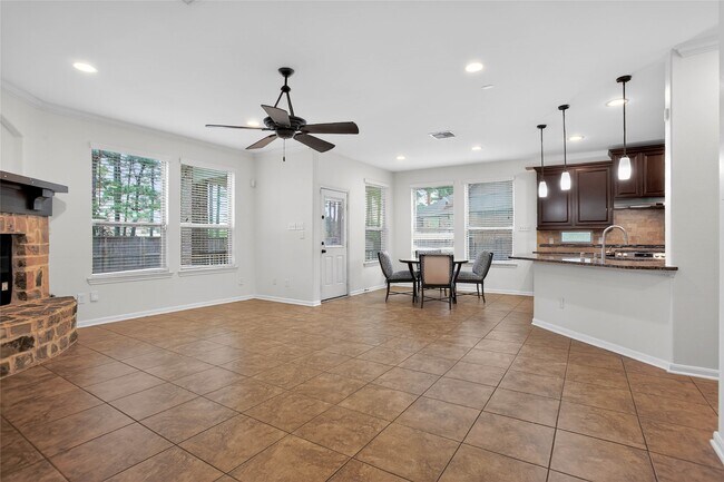 Building Photo - 74 N Whistling Swan Pl