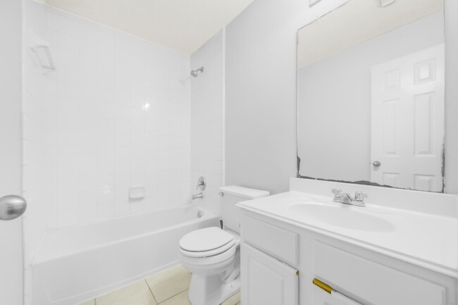 Building Photo - 307 Gateship Dr