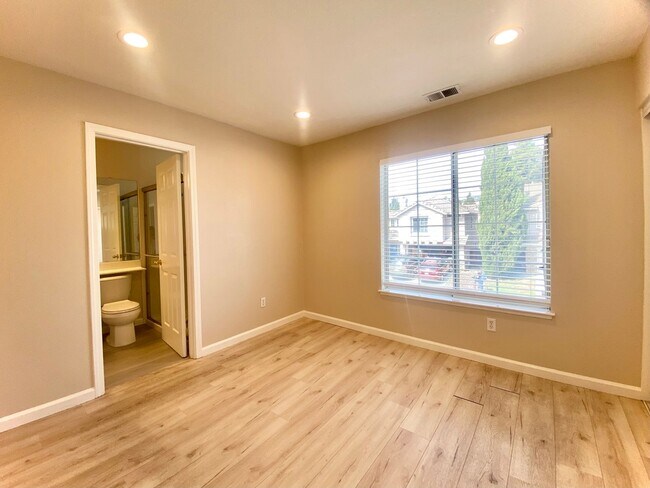 Building Photo - Lovely 3-bedroom home for rent in Fremont!...