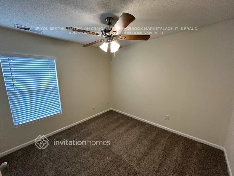 Building Photo - 547 Tribune Dr