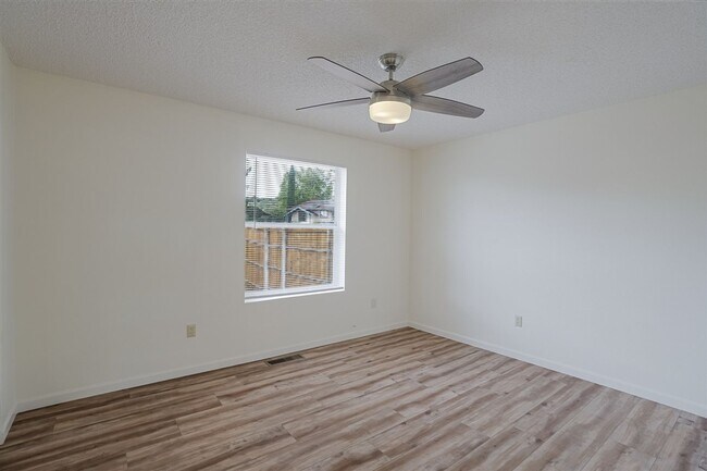 Building Photo - 11045 E Turquoise Cir