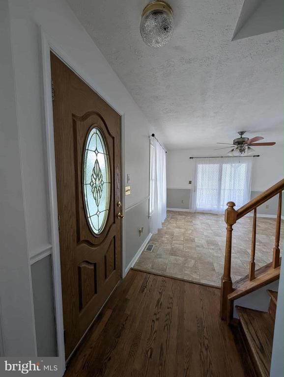 Building Photo - 6810 Crescent Ridge Ct