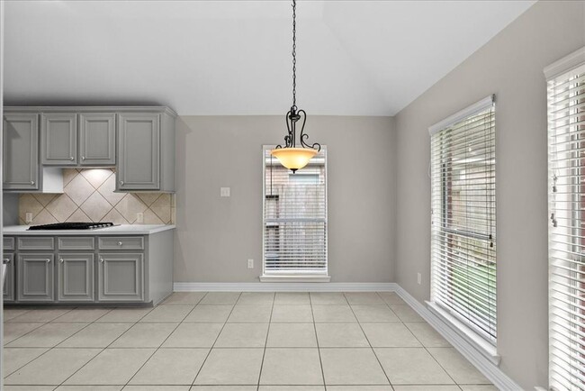Building Photo - 3129 Red Maple Dr
