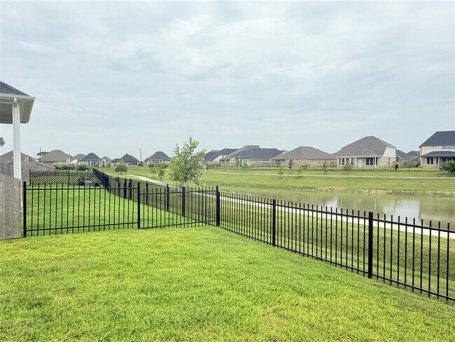 Building Photo - 5202 Mulberry Thicket Trl