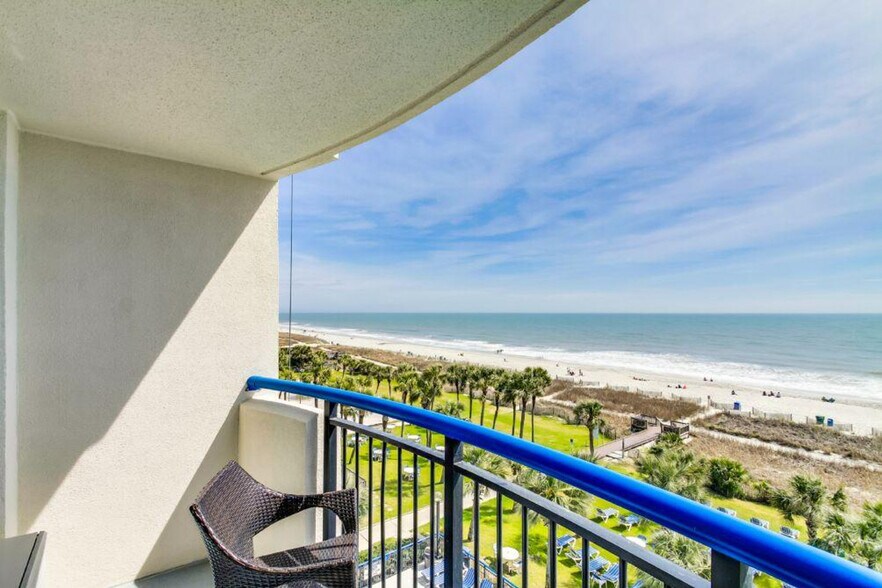 Building Photo - 2300 N Ocean Blvd