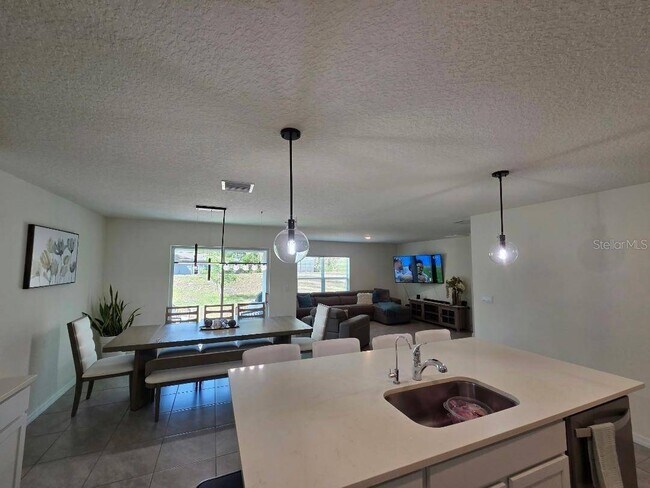 Building Photo - 4446 Bayridge Ct