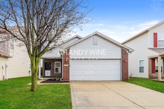 Building Photo - 7215 Parklake Pl