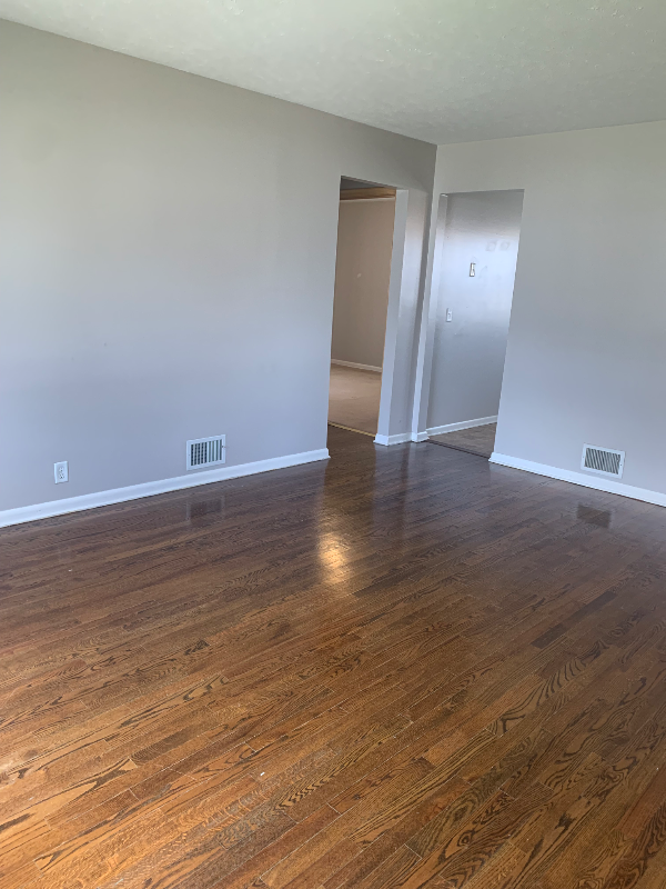 Building Photo - 3480 S 84th St