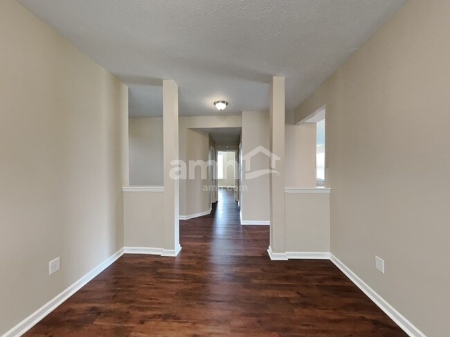Building Photo - 760 Harvest Ridge Dr