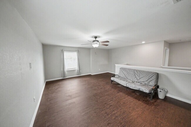 Building Photo - Spacious Home with Office, Game Room & Solar Panels Near Randolph AFB - Realtor Commission: $500