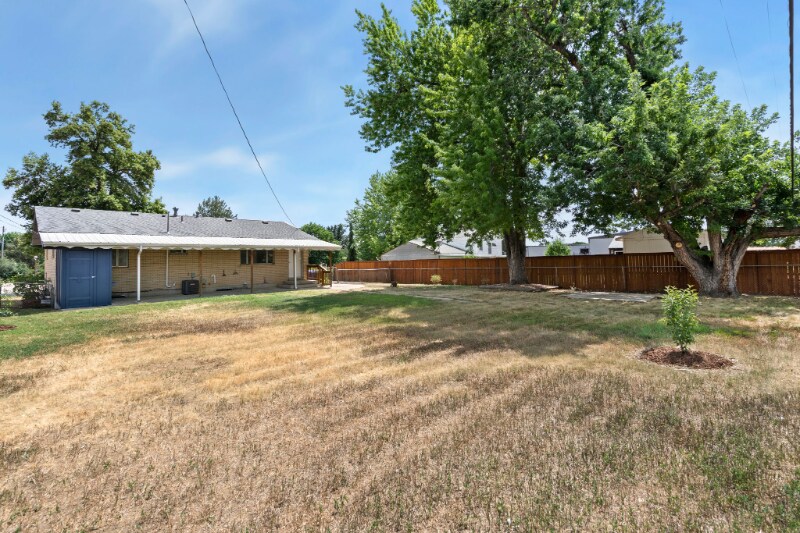 Building Photo - 1007 Redwood Dr