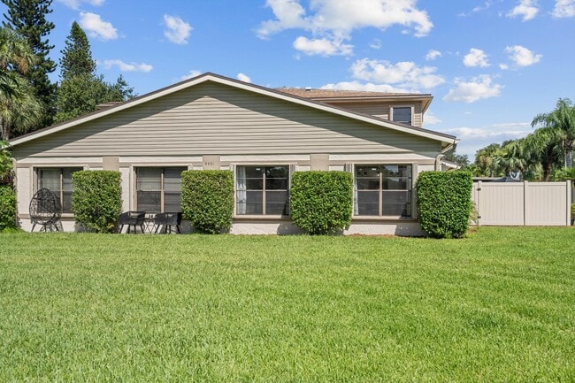 Building Photo - 4451 Willow Pond Rd