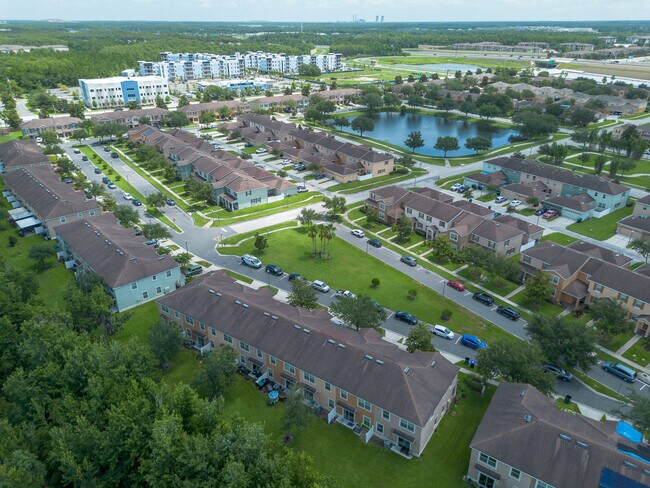 Building Photo - 11191 Savannah Landing Cir