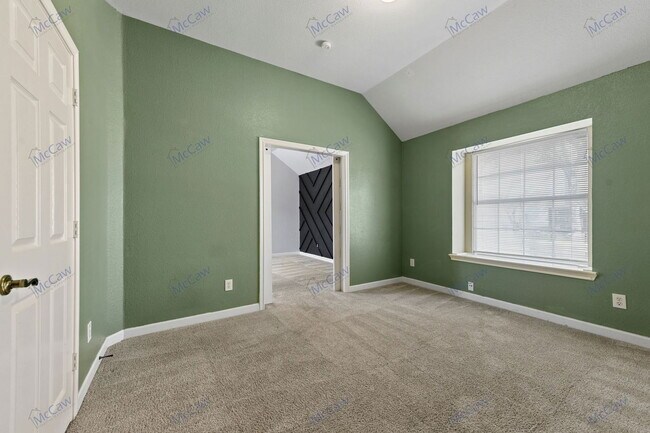 Building Photo - 8041 Flagstone St