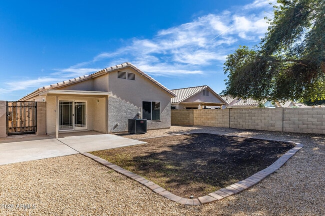 Building Photo - 16630 N 35th St