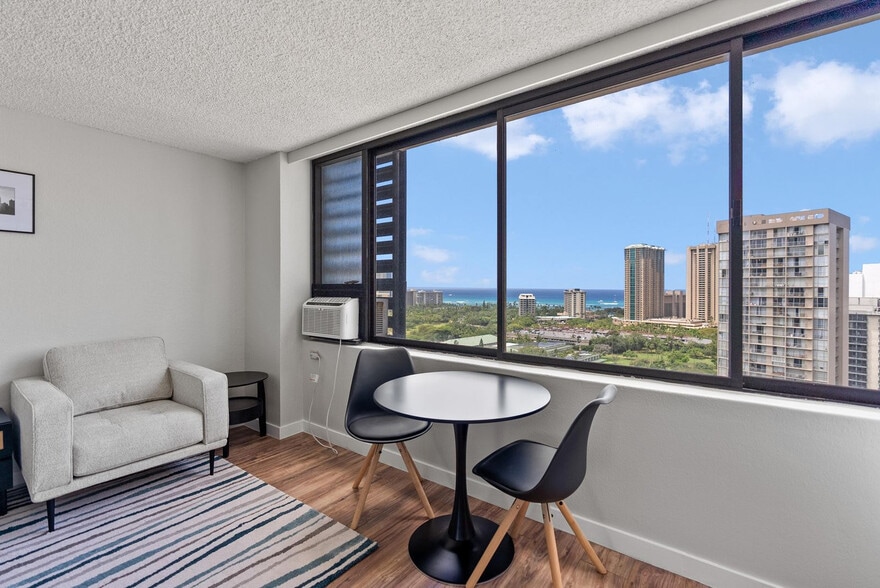 Building Photo - 444 Niu St