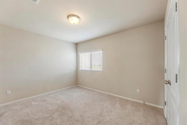 Building Photo - 18712 Mangan Way