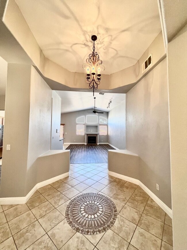 Building Photo - Beautiful 1 Story house located in the Northwest