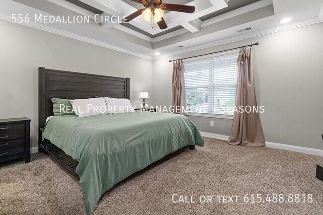 Building Photo - 556 Medallion Cir