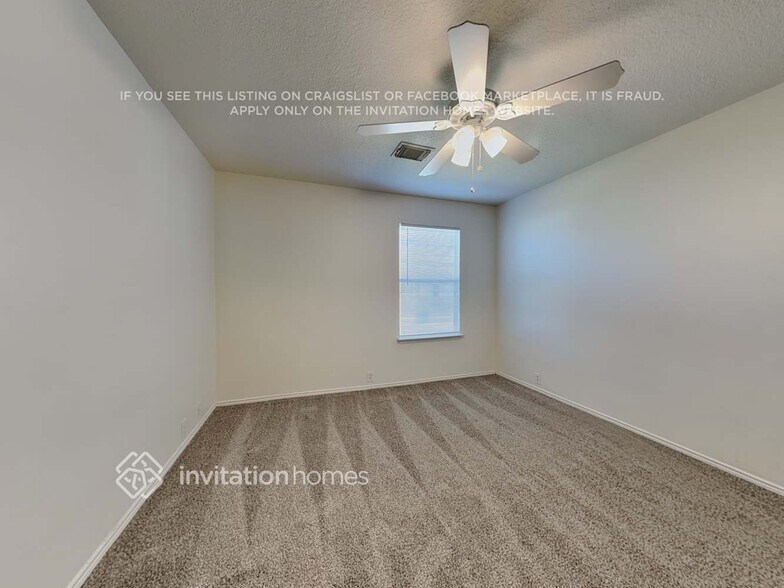 Building Photo - 4811 Russet Trail Ct