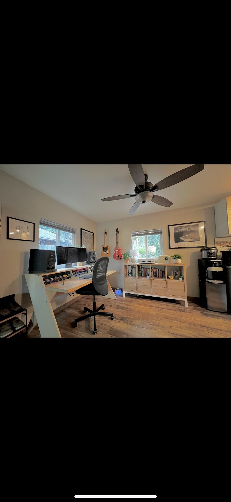 Dining area or office space - 2661 Newell St