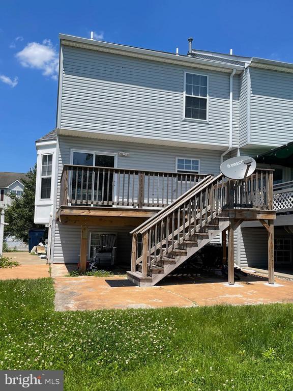 Building Photo - 33 Versailles Ct