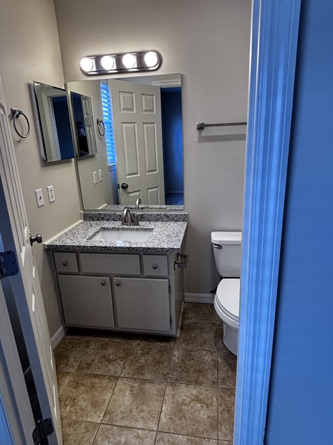 Building Photo - 6588 Harbour Blvd