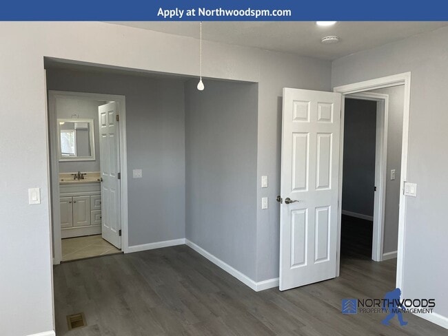 Building Photo - Nice 3 Bedroom 2 Bath Double Wide Manufact...