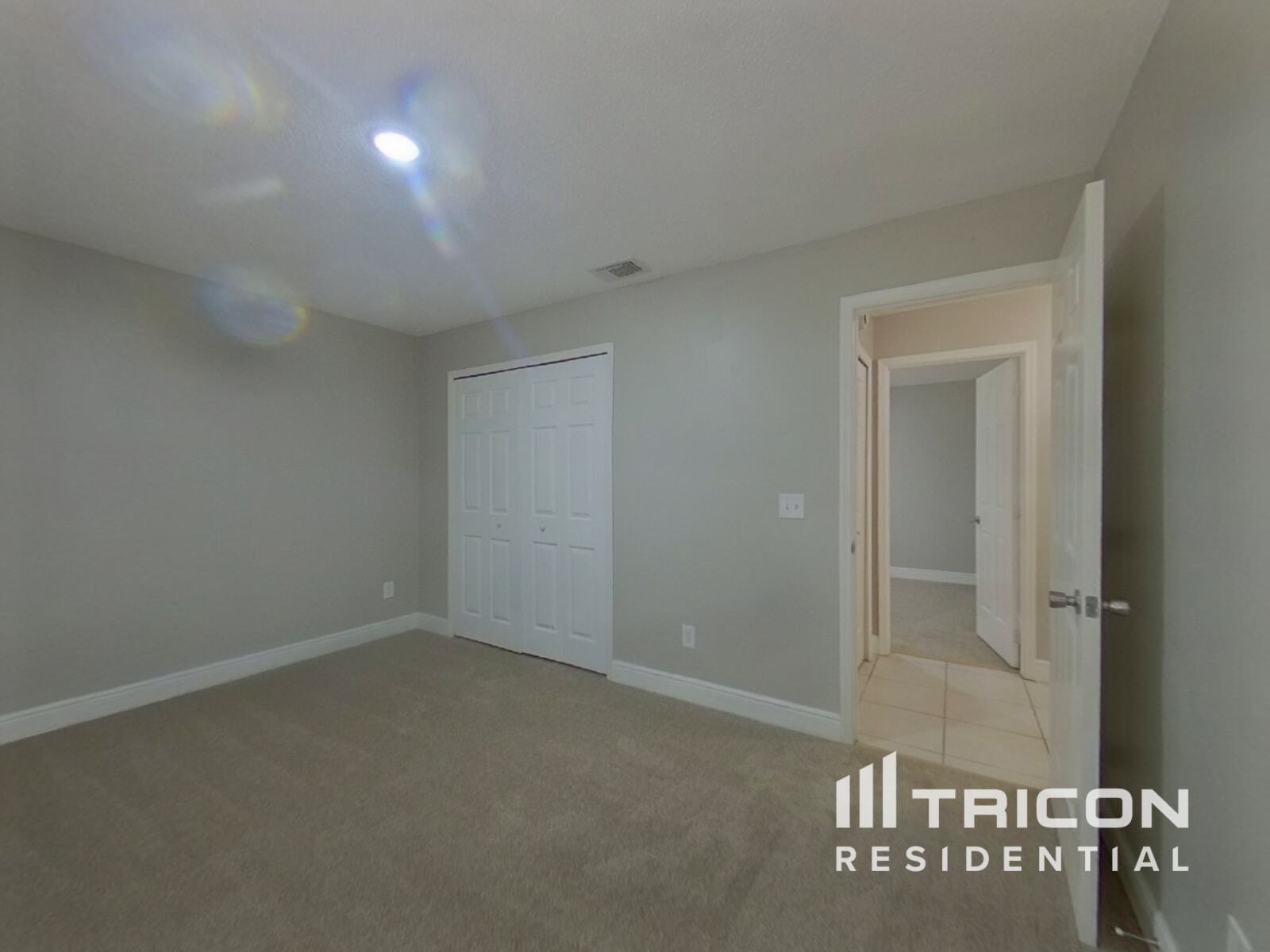 Building Photo - 792 Silversmith Cir