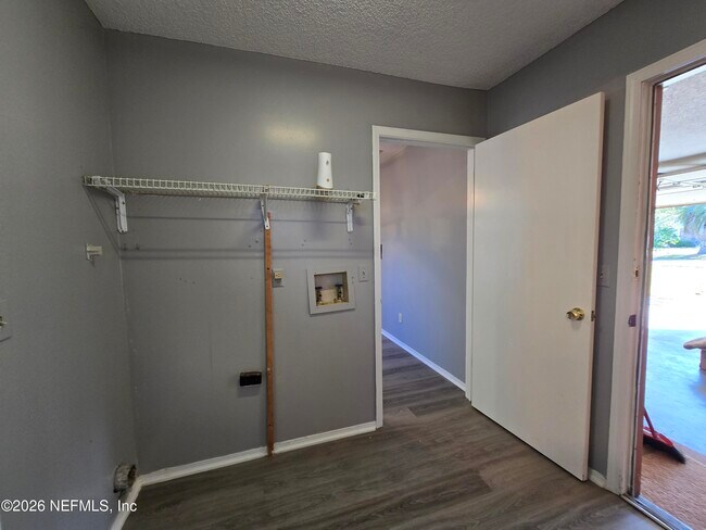 Building Photo - 5639 Sophist Cir N