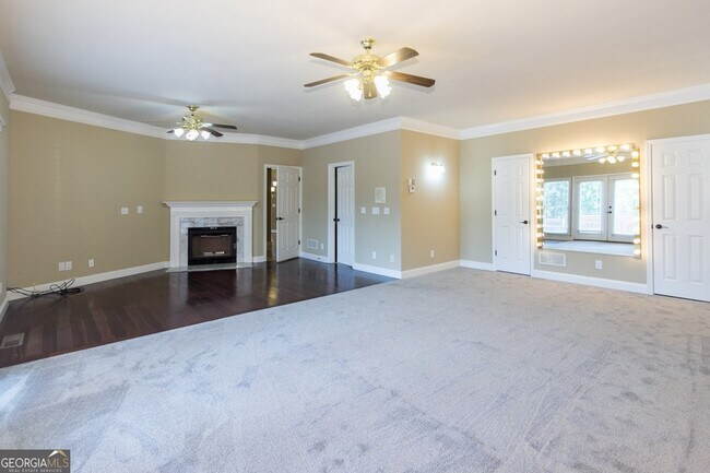 Building Photo - 5166 Wheeler Dr