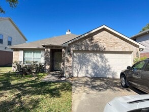 Building Photo - 2030 Waverly Glend Dr