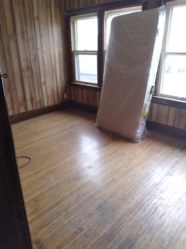 Rear Bedroom - 43 N Ogden Ave