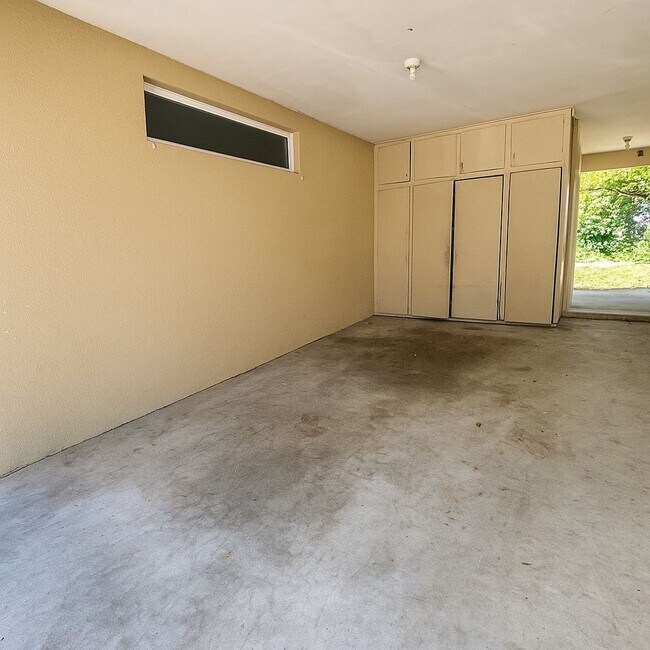 Building Photo - 5440/5444 Eleventh Ave