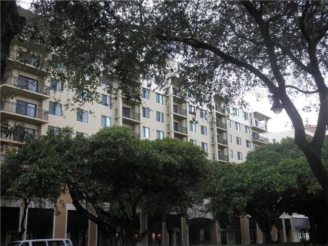 Building Photo - 3530 SW 22nd St