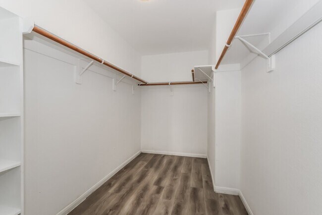Building Photo - 15322 Key Crest Ln