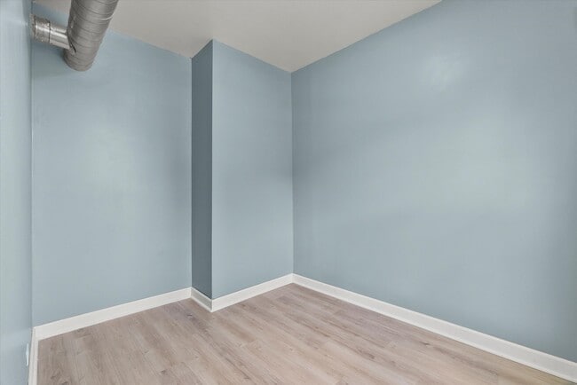 Building Photo - 3029 W 39th Pl