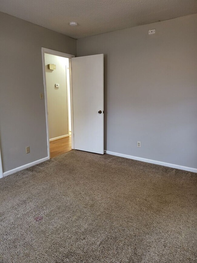 Building Photo - Decatur