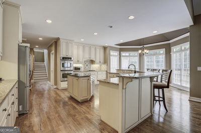 Building Photo - 9485 Nesbit Lakes Dr